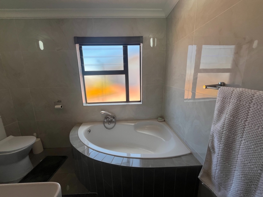 3 Bedroom Property for Sale in Klerksdorp Rural North West